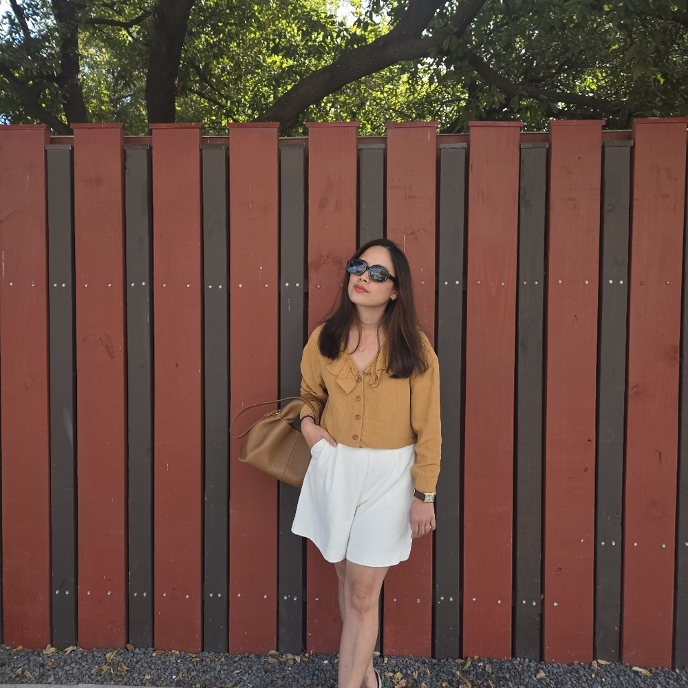 Meet your Posher, Via